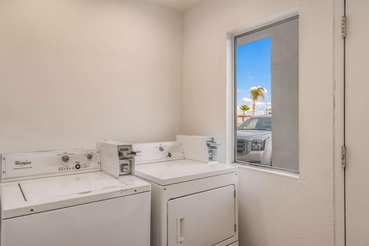 Motel 6-Westley, Ca ภายนอก รูปภาพ