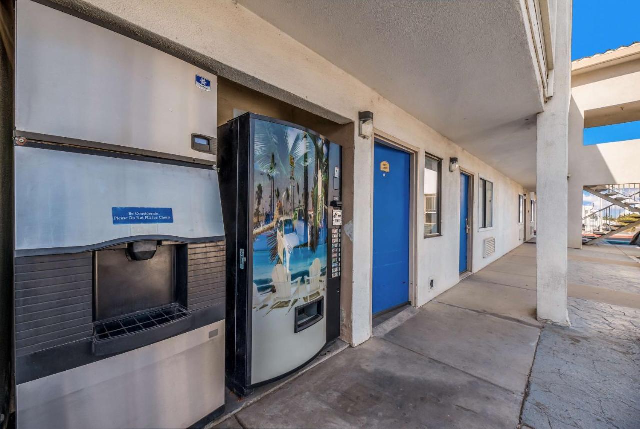 Motel 6-Westley, Ca ภายนอก รูปภาพ