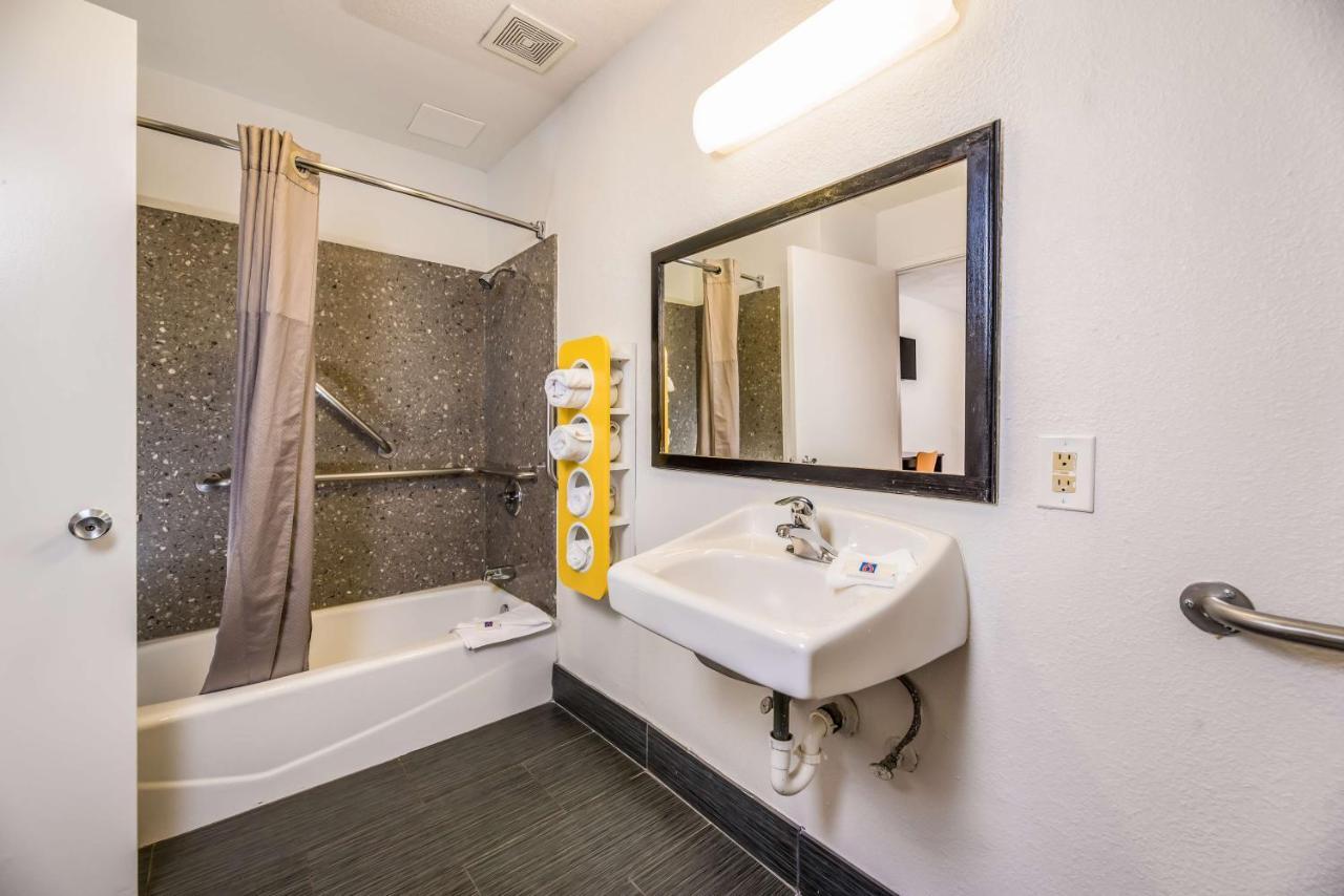 Motel 6-Westley, Ca ภายนอก รูปภาพ